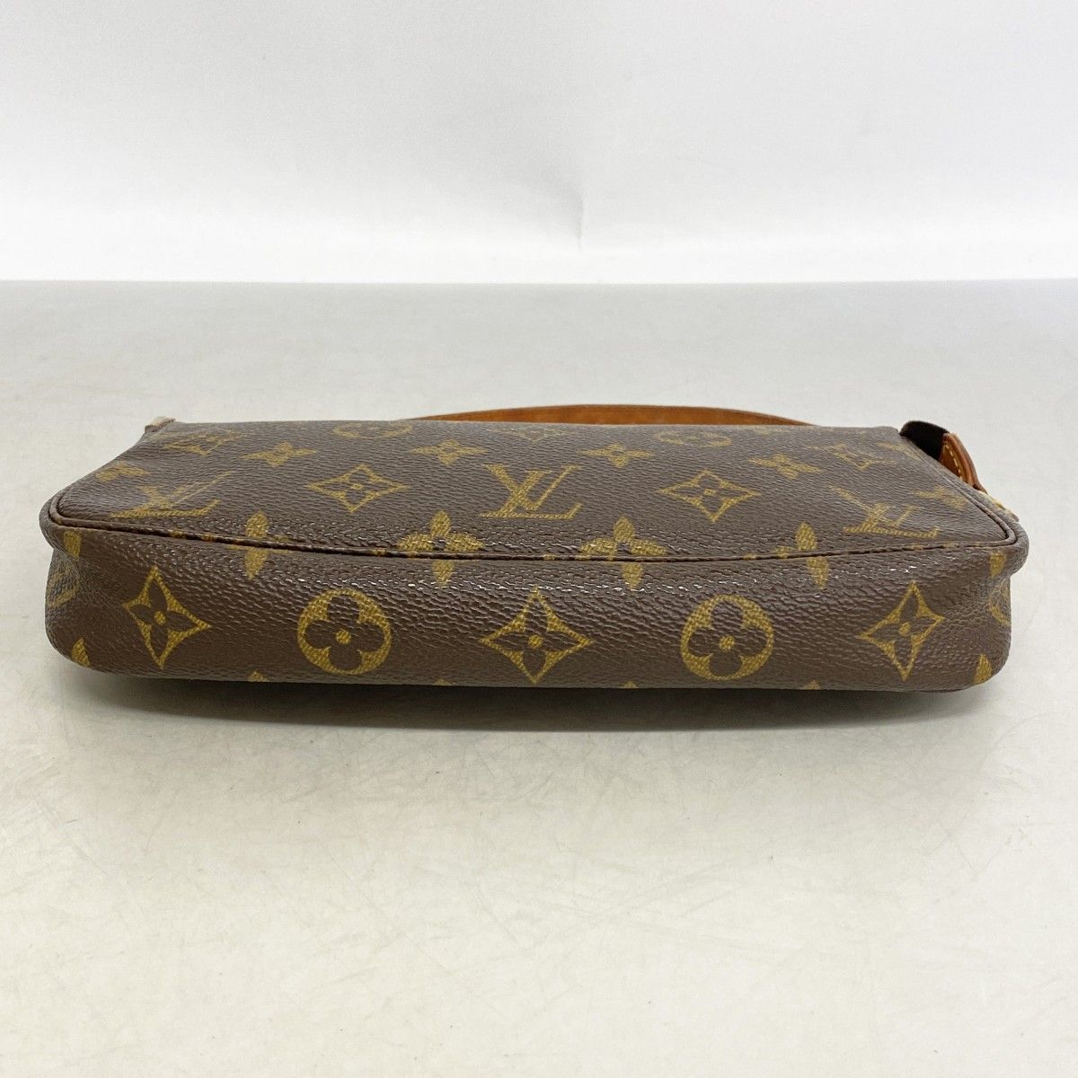 Louis Vuitton Pouch Monogram Pochette Soir Brown — view 3