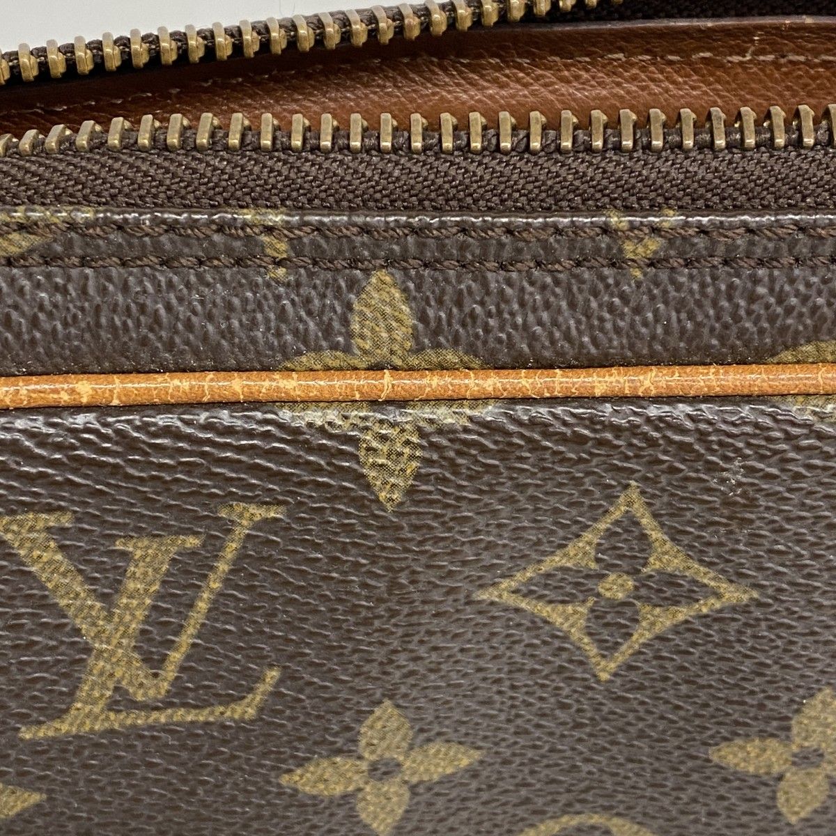 Louis Vuitton Clutch Monogram Marly Dragonne PM Brown — view 7
