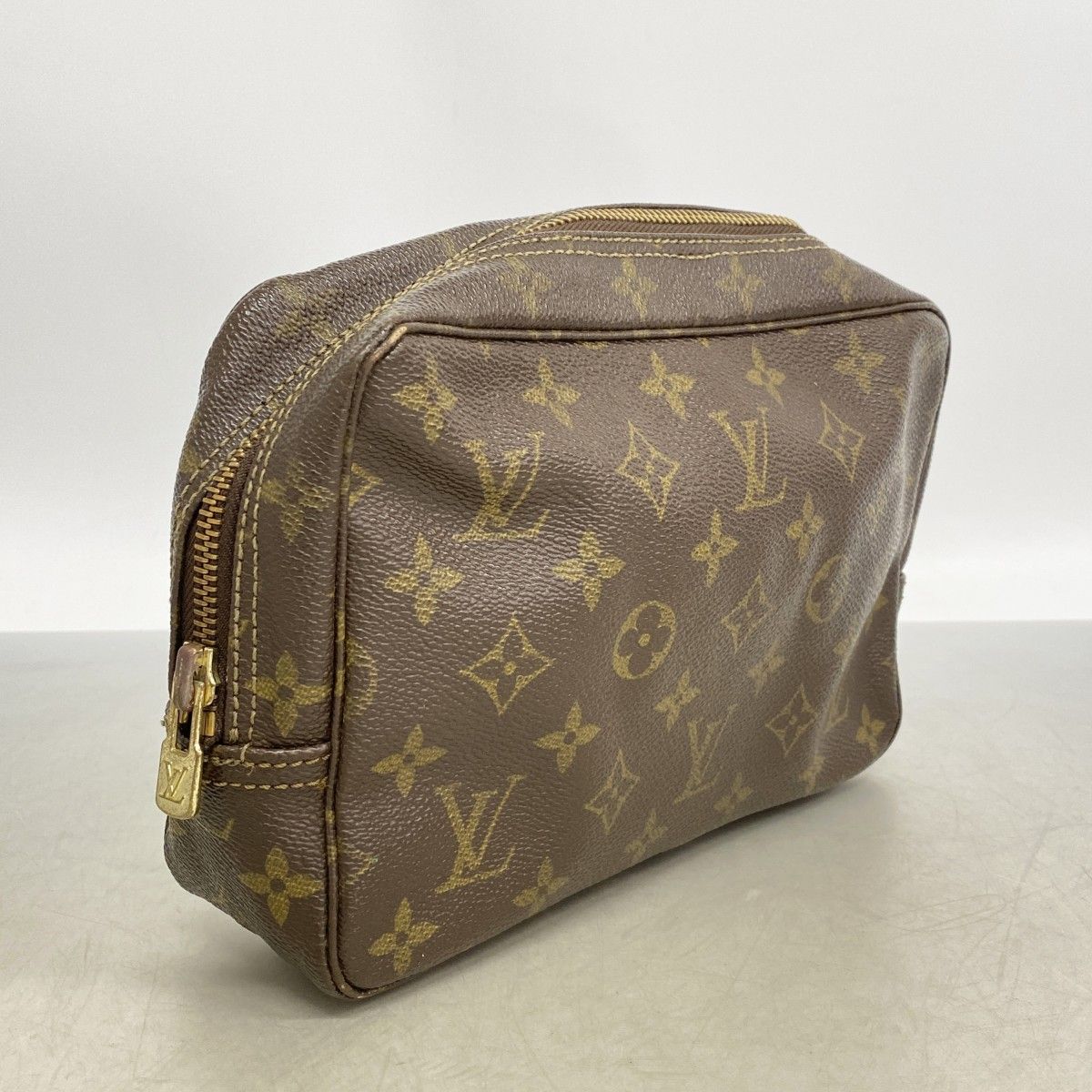 Louis Vuitton Pouch Monogram Trousse Toilette 23 Brown — view 2
