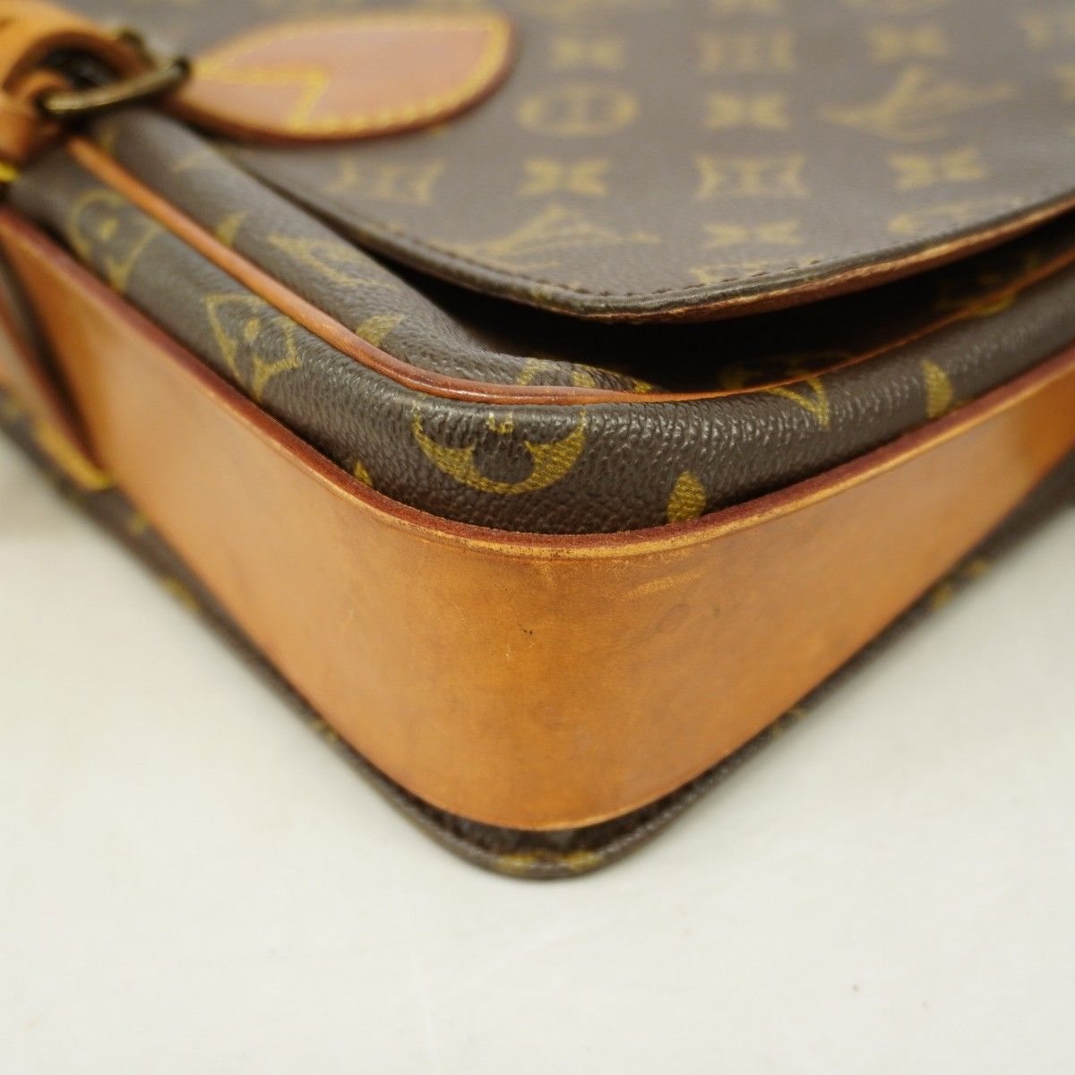Louis Vuitton Shoulder Bag Monogram GM Brown — view 6