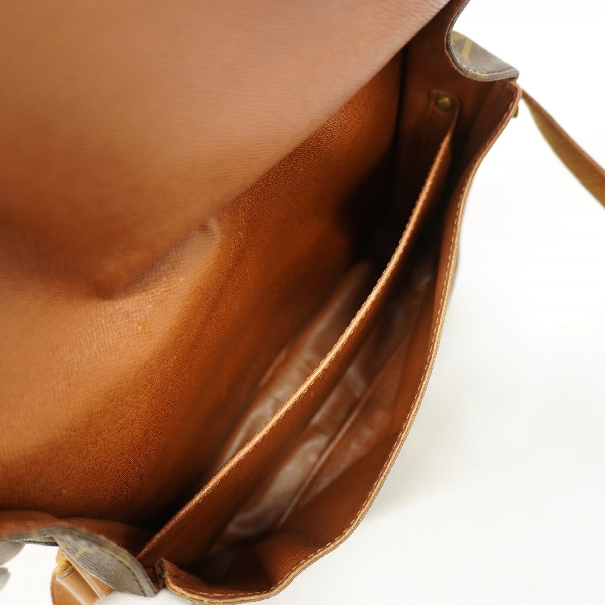 Louis Vuitton Shoulder Bag Monogram GM Brown — view 4