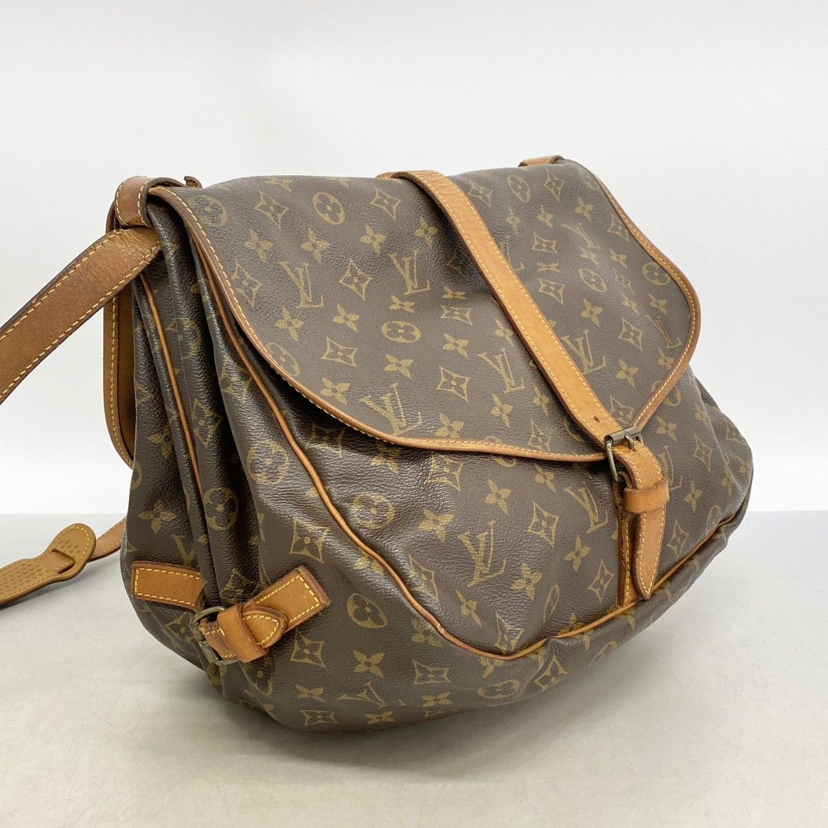 Louis Vuitton Shoulder Bag Monogram Saumur 35 Brown — view 2