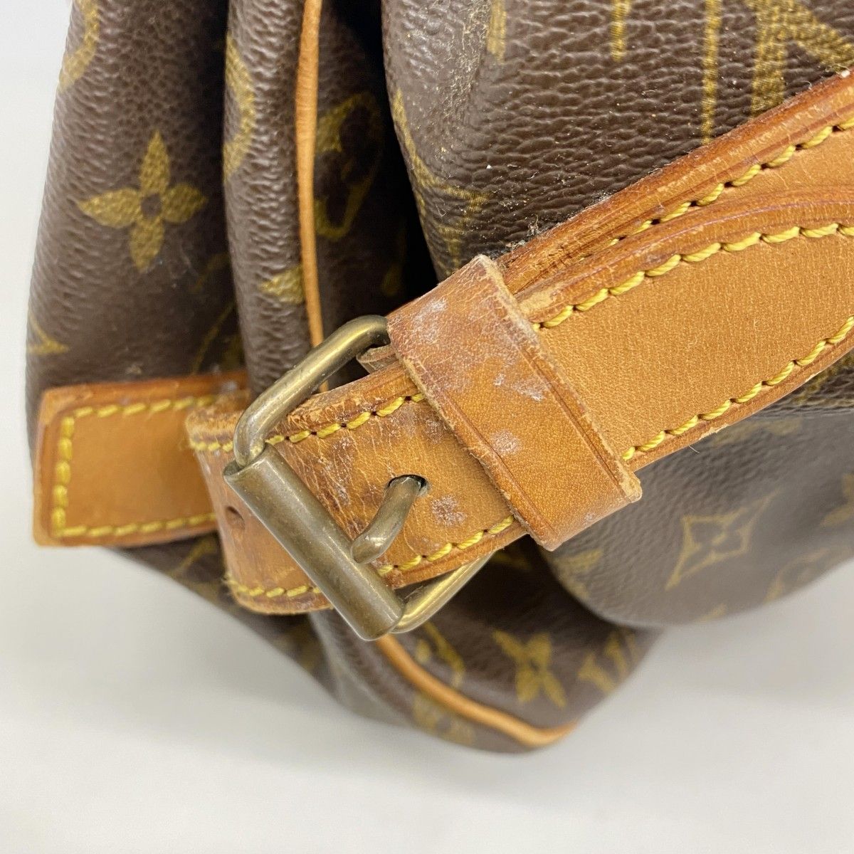 Louis Vuitton Shoulder Bag Monogram Saumur 43 Brown — view 8