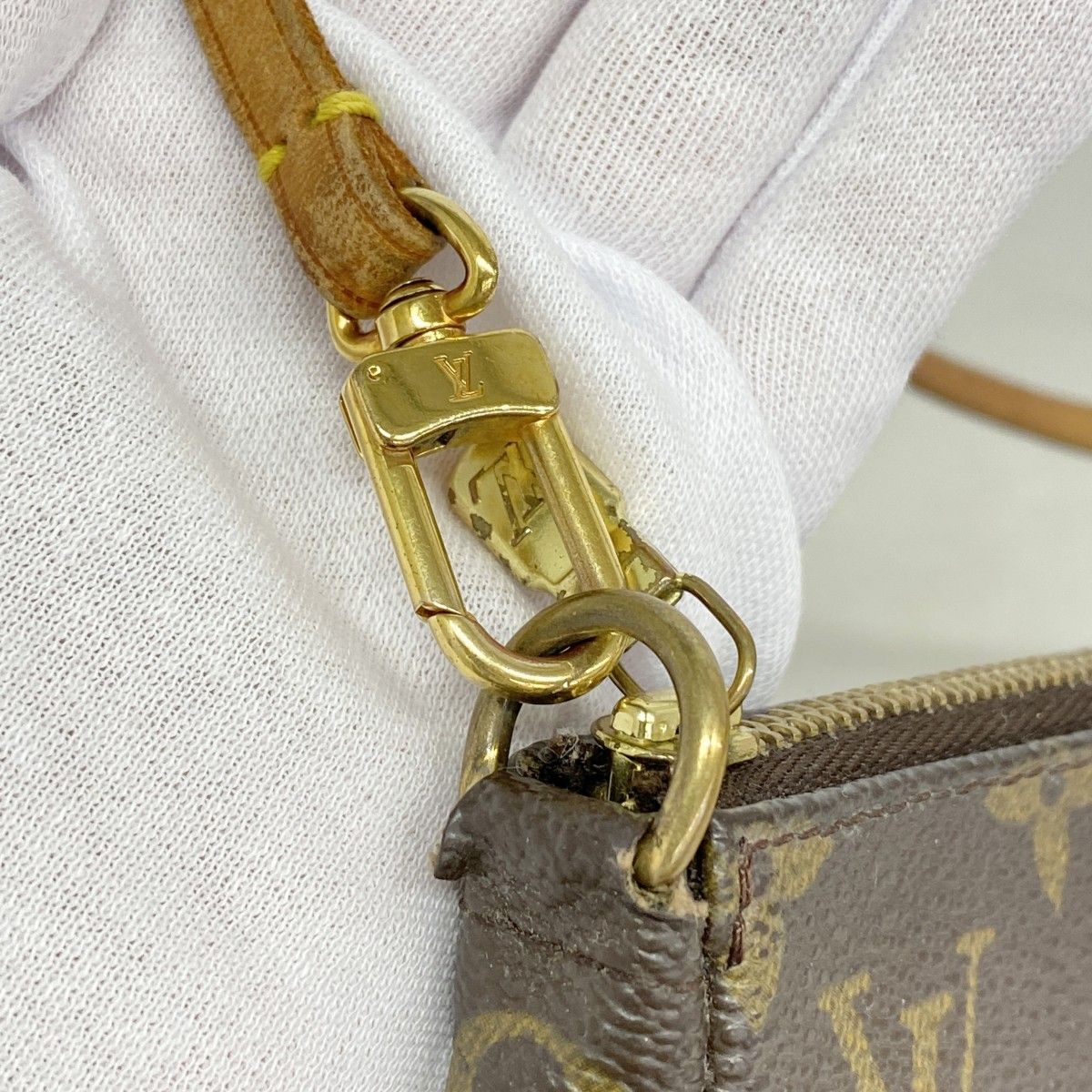 Louis Vuitton Pouch Monogram Pochette Soir Brown — view 8