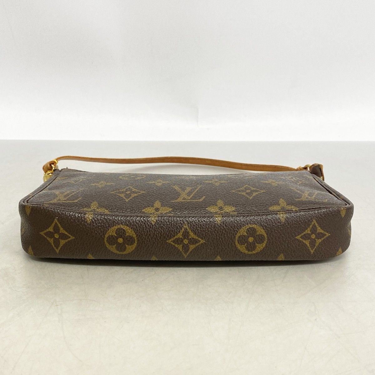 Louis Vuitton Pouch Monogram Pochette Soir Brown — view 3