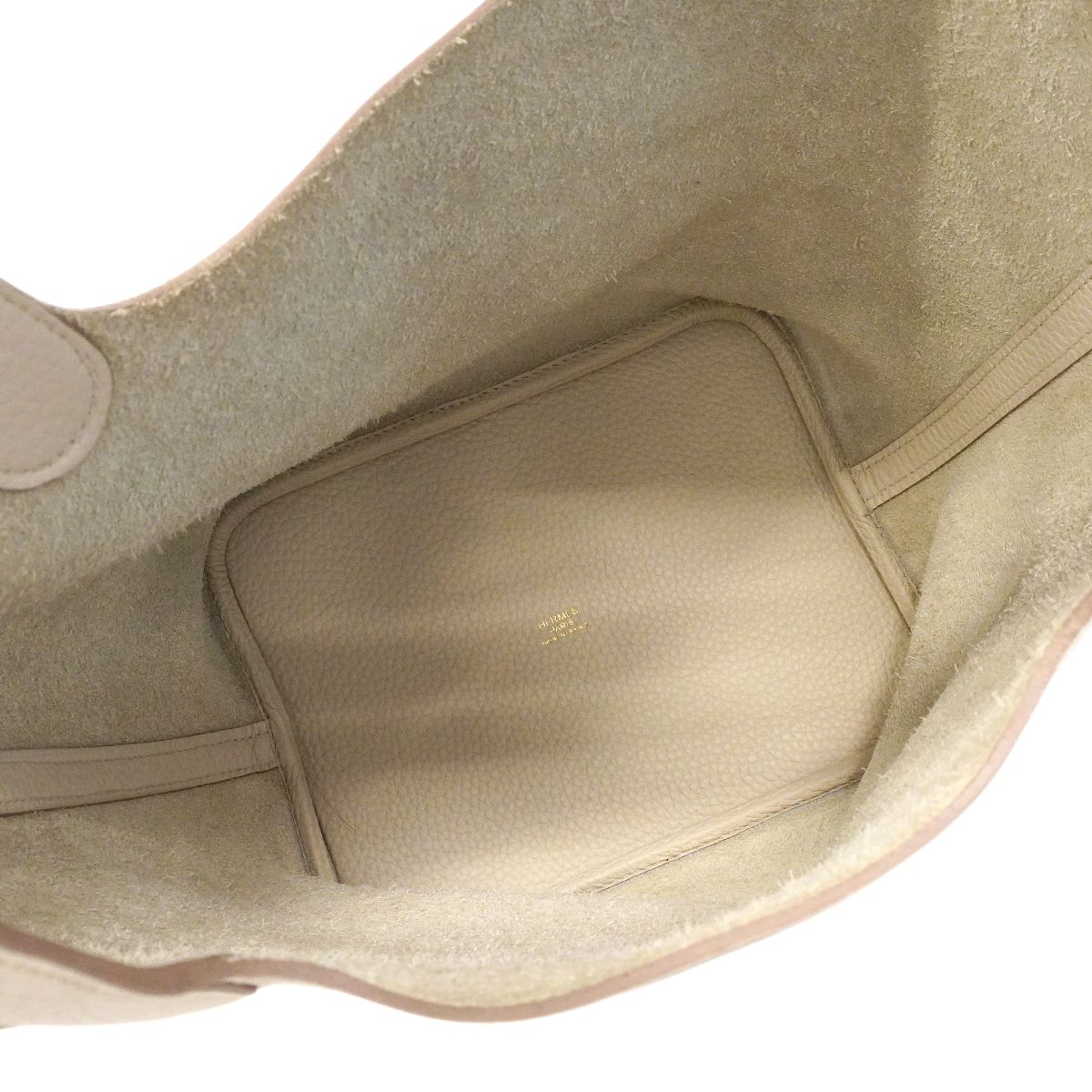 Hermes Handbag Picotin Lock MM Taurillon Clemence Gold — view 4