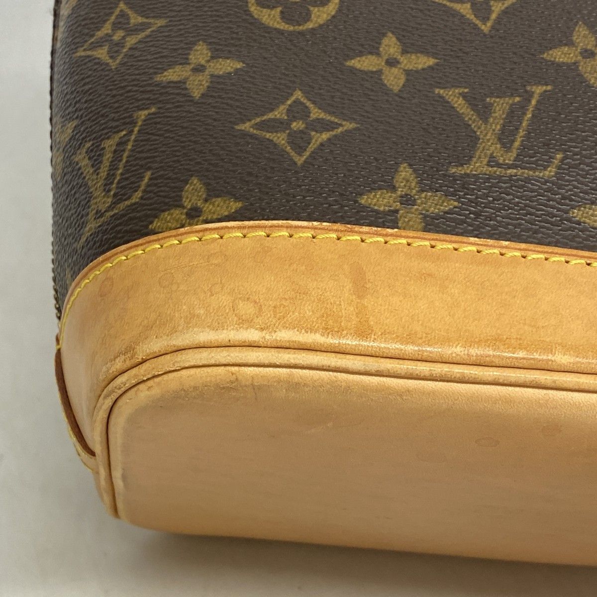 Louis Vuitton Handbag Monogram Alma Brown — view 7