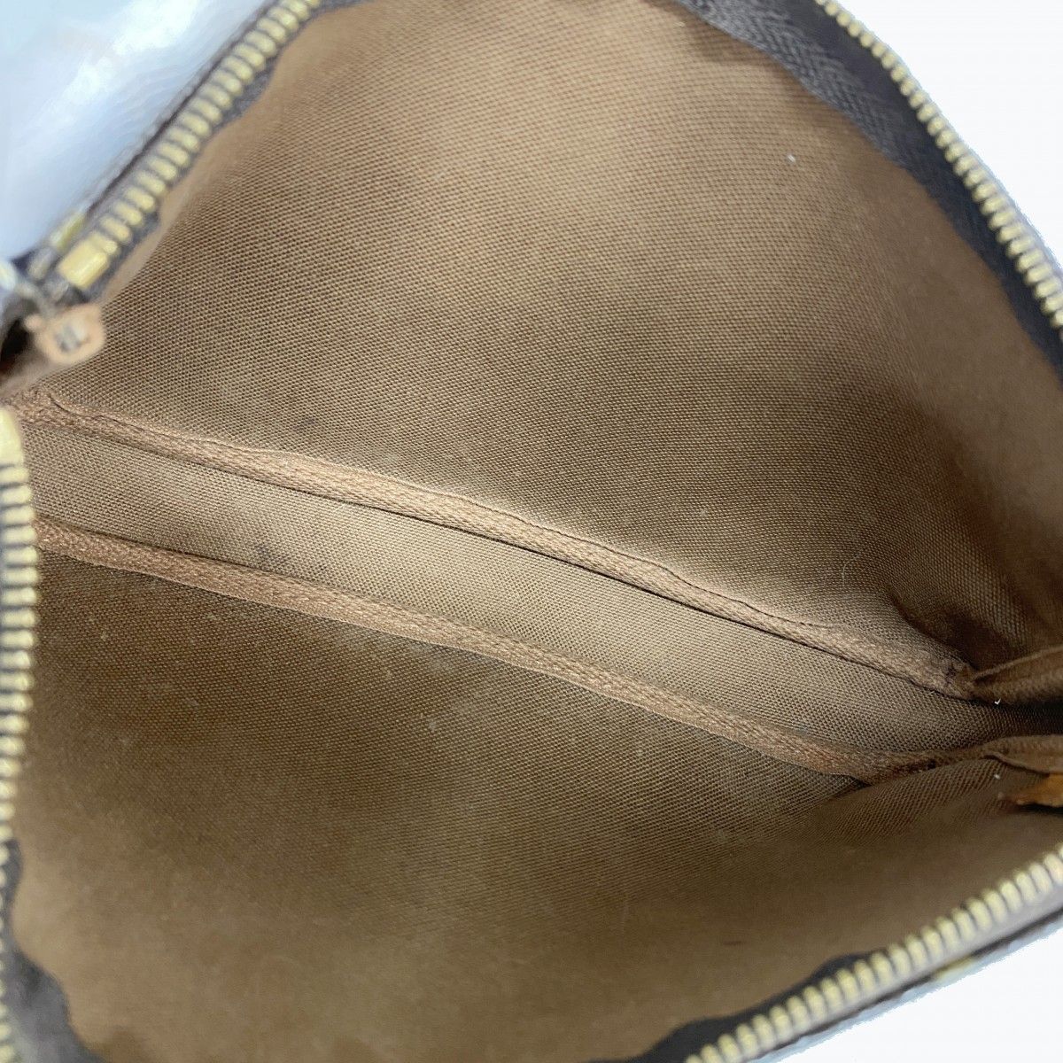 Louis Vuitton Pouch Monogram Pochette Soir Brown — view 4