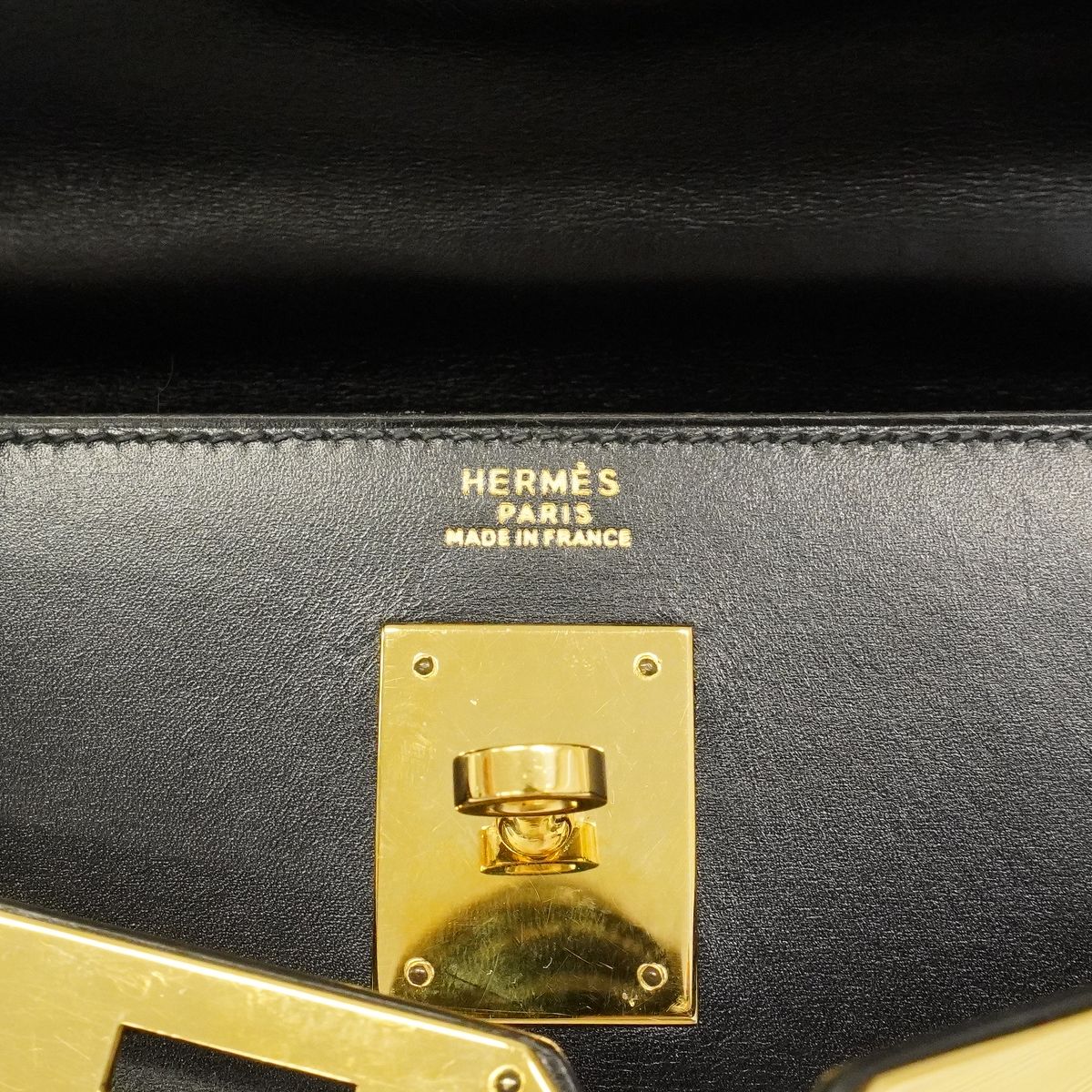 Hermes Handbag Kelly 32 Box Calf Black Gold 2-Way — view 5