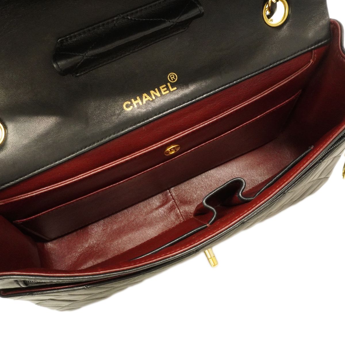 Chanel Shoulder Bag Quilted Lambskin Black Gold — view 4