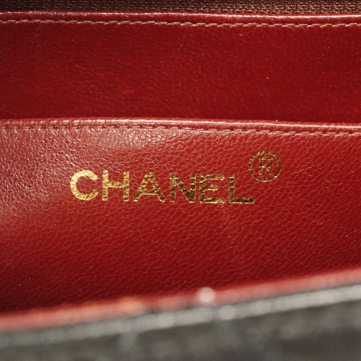 Chanel Shoulder Bag Maxi Quilted Lambskin Black Gold — view 5