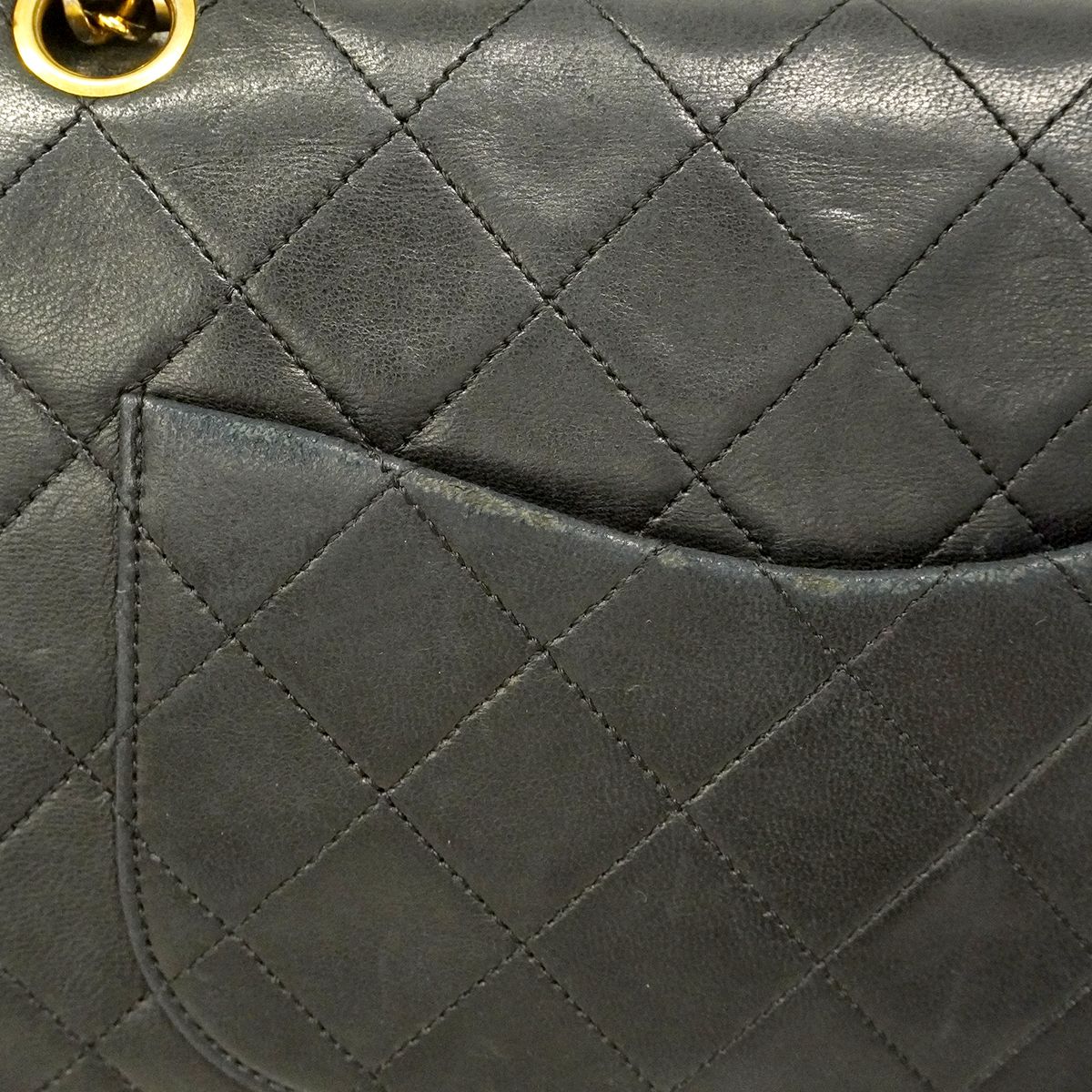 Chanel Shoulder Bag Quilted Lambskin Black Gold — view 8