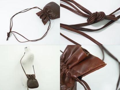 Bottega Veneta Intrecciato Drawstring Shoulder Bag Pochette Leather Brown Second — view 6