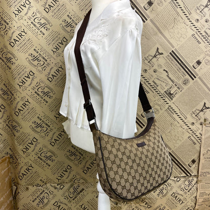 Gucci GG Canvas Shoulder Bag Utility Brown — view 3