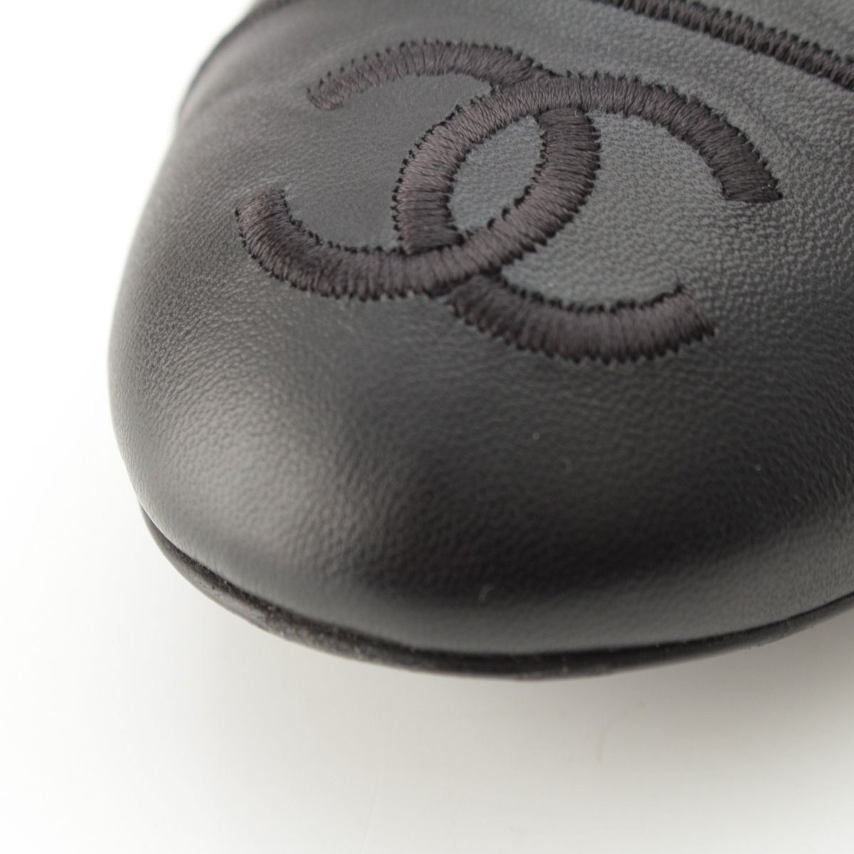 Chanel Leather CC Logo Mary Jane Flat Ballet Pumps Shoes Black — view 8
