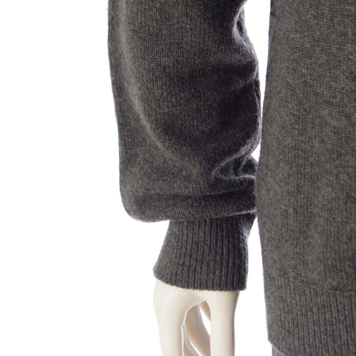 Louis Vuitton Cashmere Monogram Half&half Knit Sweater Gray — view 6