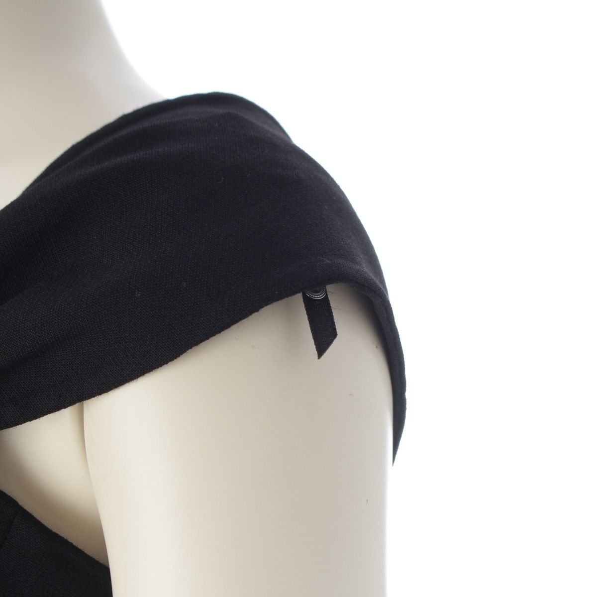 Louis Vuitton Wool by Mark Jacobs Back Zip Dress Black 34 — view 6