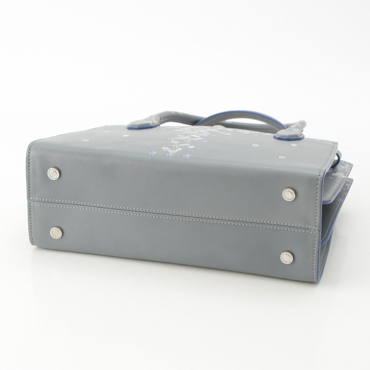 Bvlgari Bulgari Grain Calf Leather Hirohiko Araki Jojo Aruba Handbag Gray — view 5
