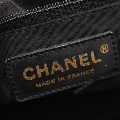 Chanel Tote New Travel Line MM Black Leather New MM — view 4