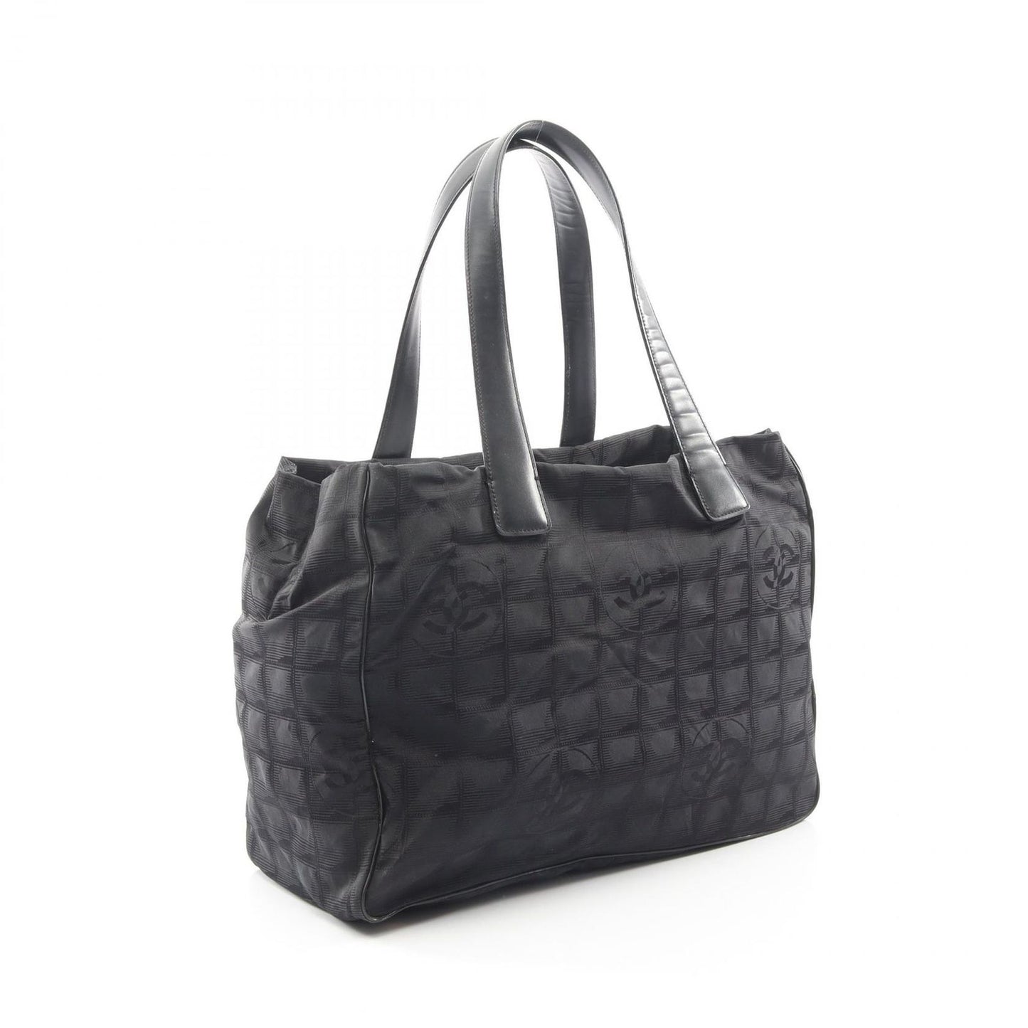Chanel Tote New Travel Line MM Black Leather New MM — view 2