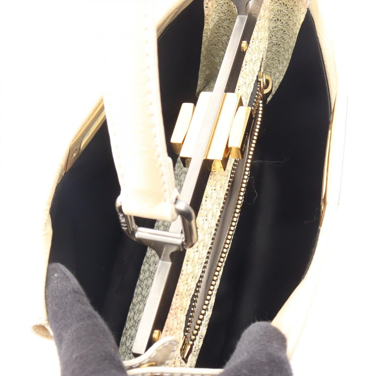 Fendi Peekaboo 2-Way Ivory Patent Leather Midi Ampeekaboo Shoulder — view 3