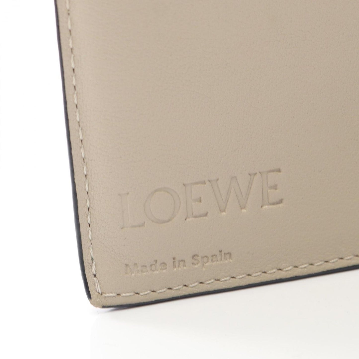 Loewe Bifold Wallet Vertical Large Green Leather — view 4