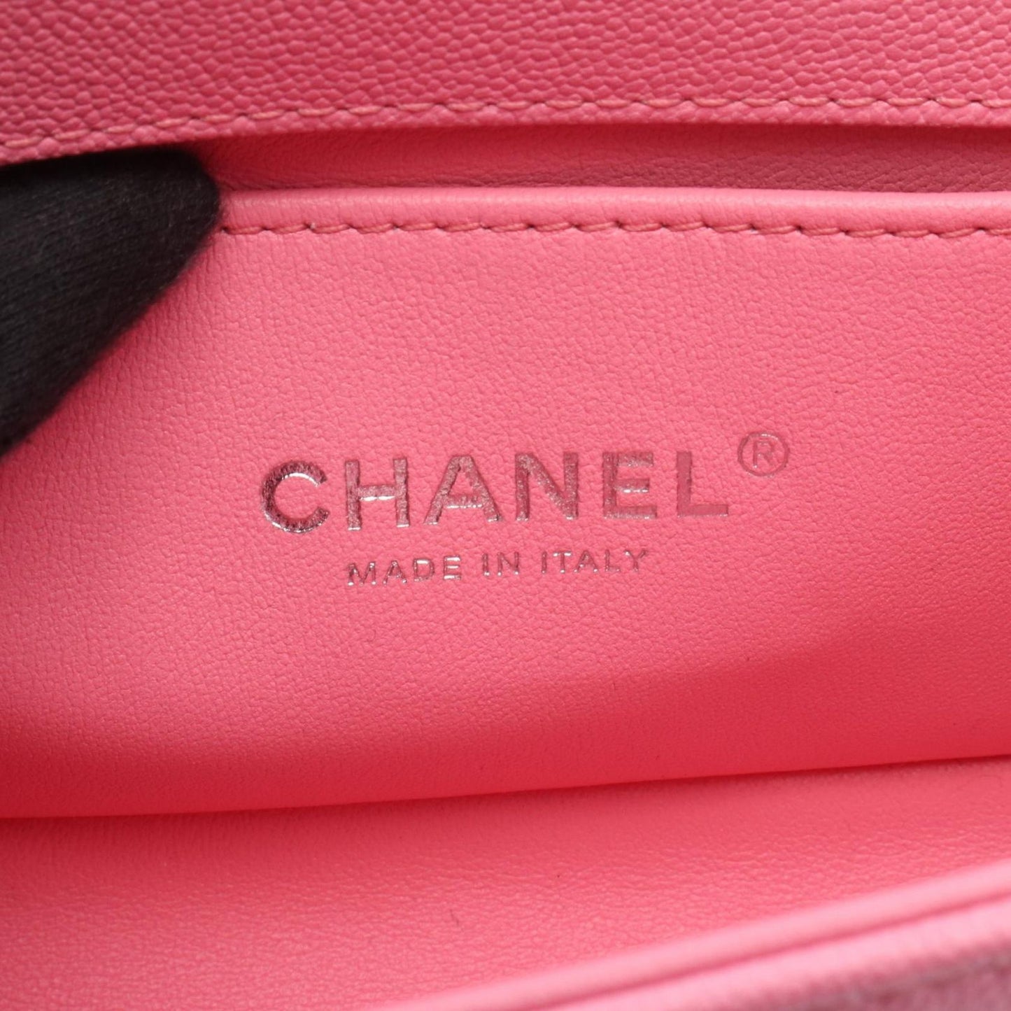 Chanel Shoulder Bag Boy Small Pink Caviar Leather Chain — view 4