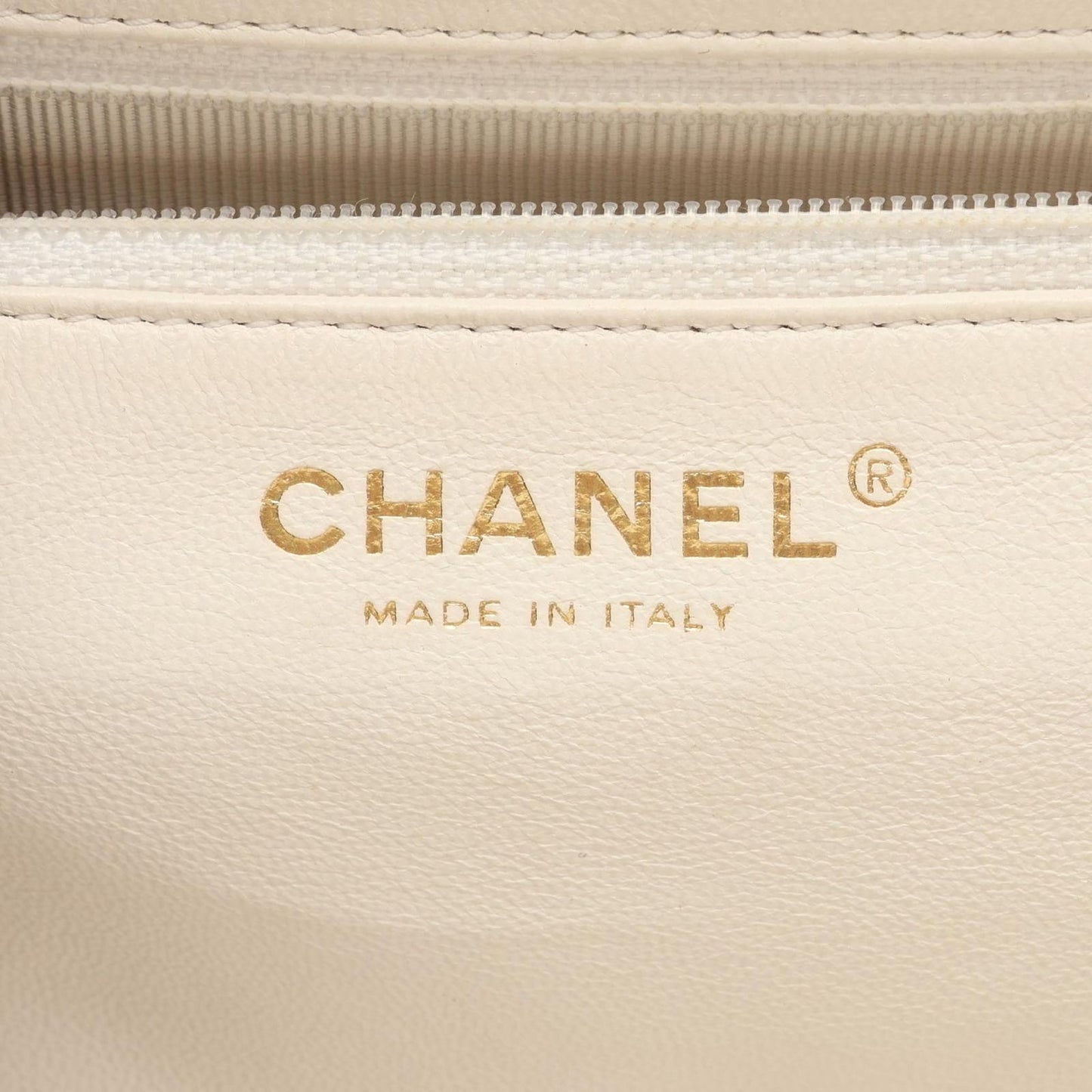 Chanel Handbag Quilted White Brown Caviar Leather Chain — view 4