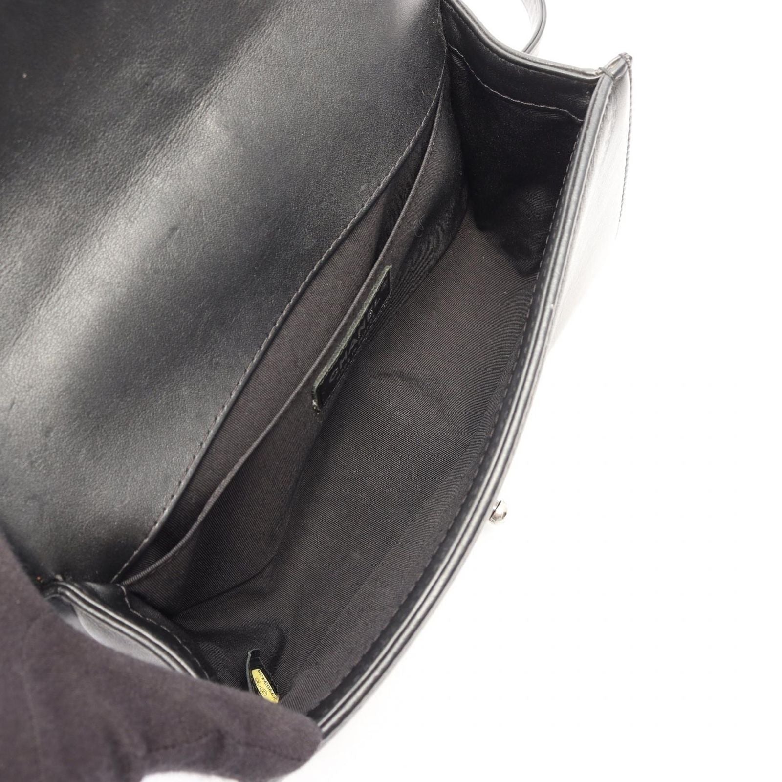 Chanel Shoulder Bag Boy Black Leather Boy Stitch Chain — view 3
