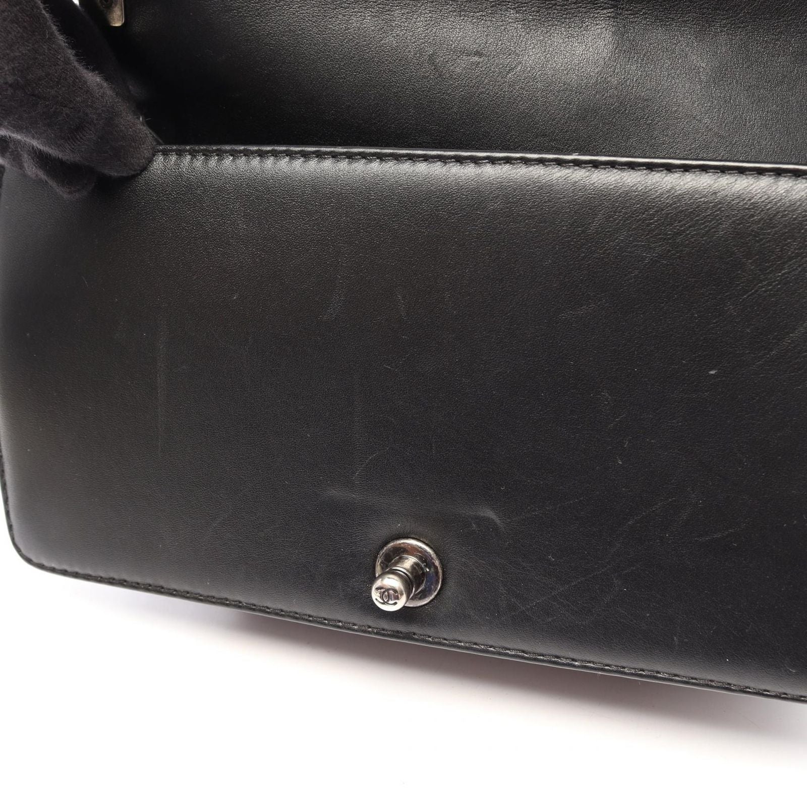 Chanel Shoulder Bag Boy Black Leather Boy Stitch Chain — view 6