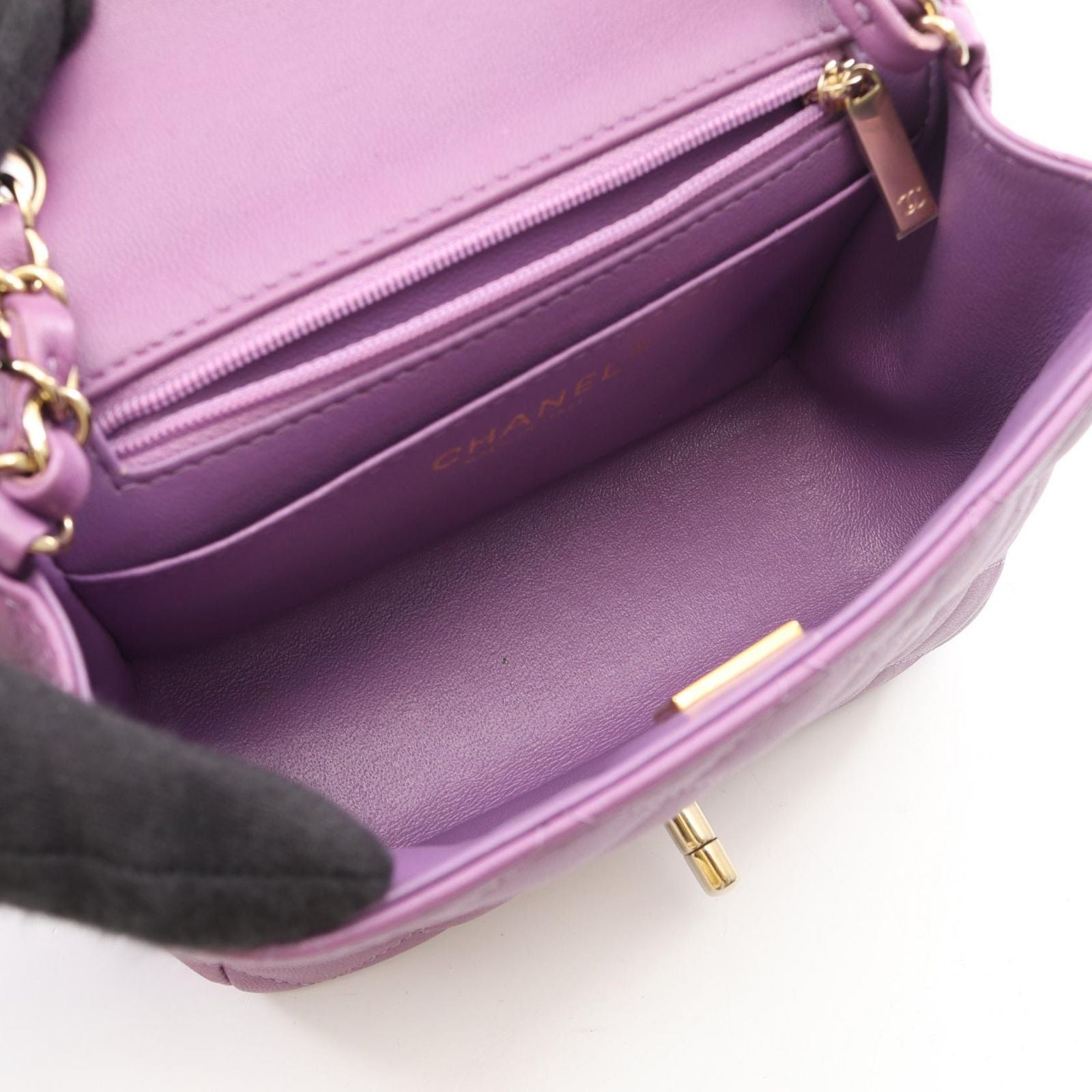 Chanel Shoulder Bag Mini Quilted Purple Lambskin Chain — view 3