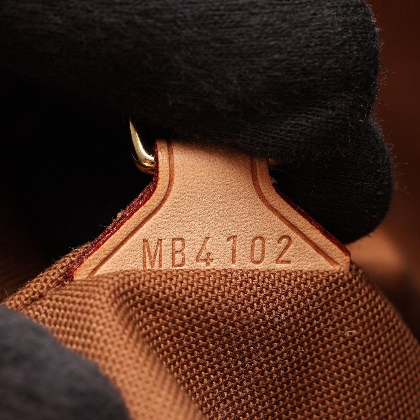Louis Vuitton Handbag Tivoli GM Canvas Leather — view 5