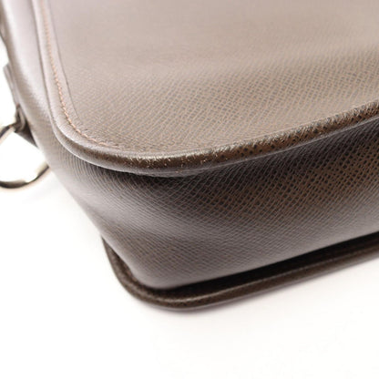 Louis Vuitton Shoulder Bag Taiga Grizzly Leather — view 7