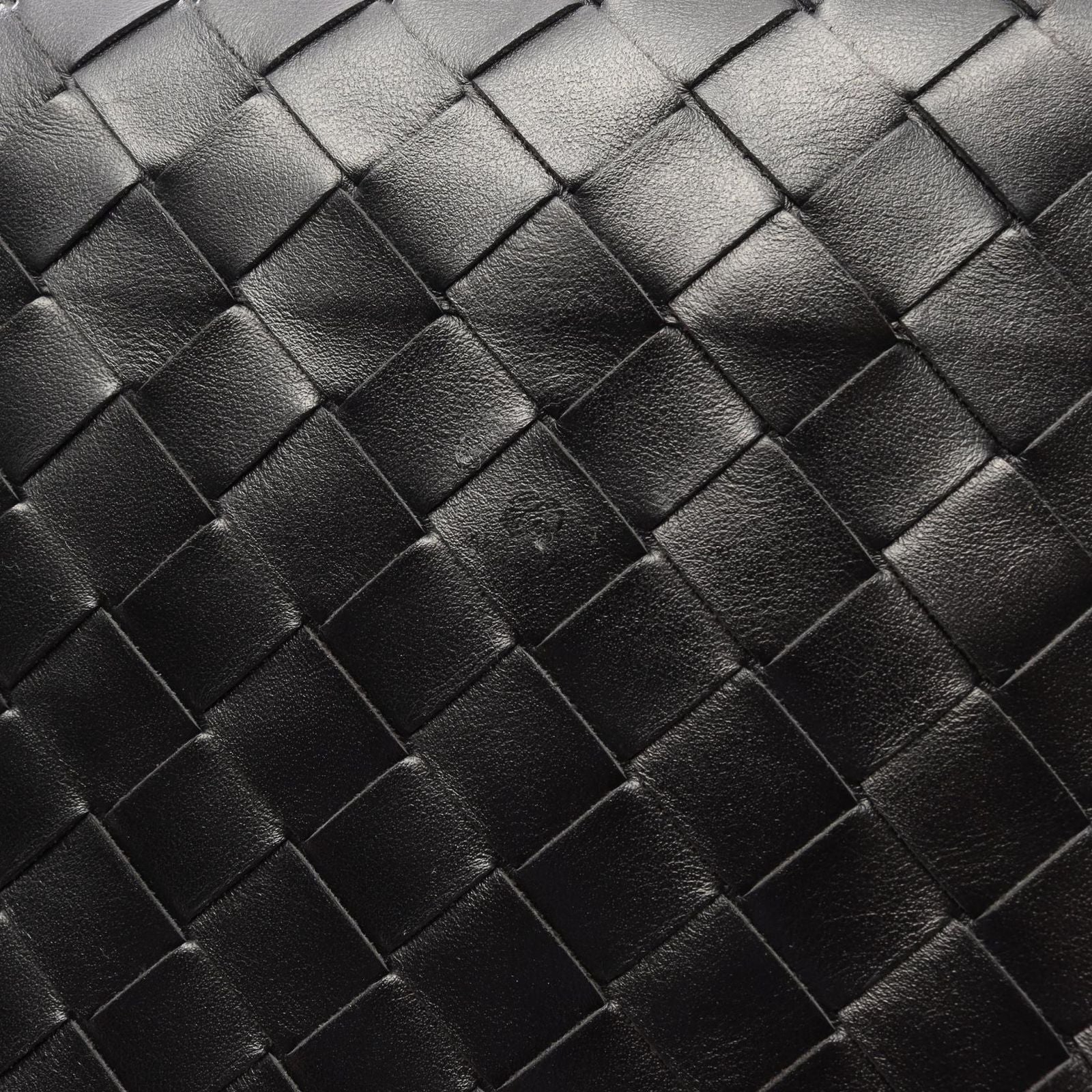 Bottega Veneta Shoulder Bag Messengerbag Intrecciato 2-Way Black Leather — view 8