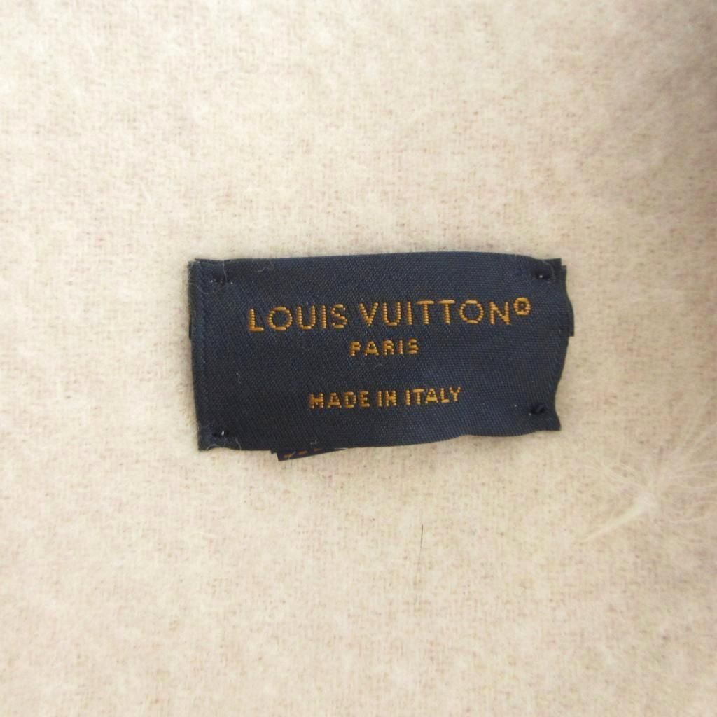 Louis Vuitton Duo Infinity Scarf Logo Wool Cashmere Monogram White — view 4
