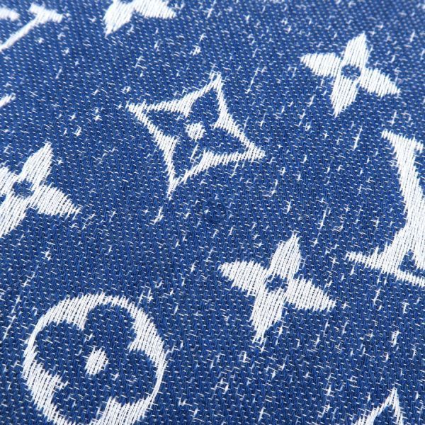 Louis Vuitton Shawl My Daily Denim Scarf — view 3