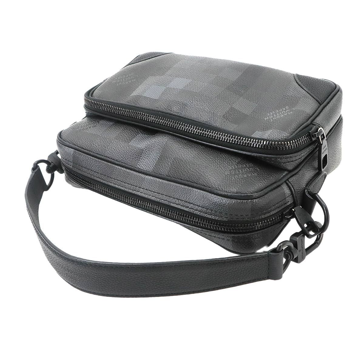 Louis Vuitton Damoflage Black Nile Messenger Bag 2-Way — view 6