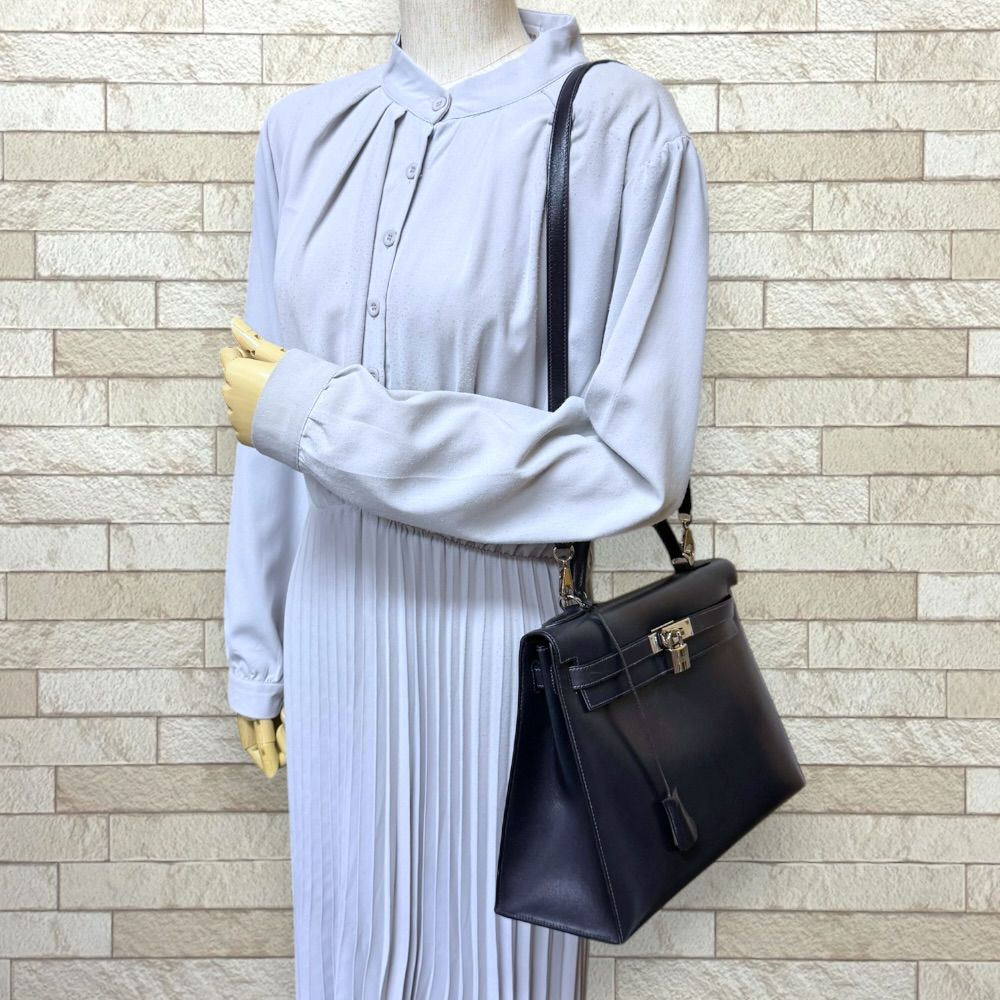 Hermes Kelly 32 Shoulder Bag Box Calf Navy Second — view 2