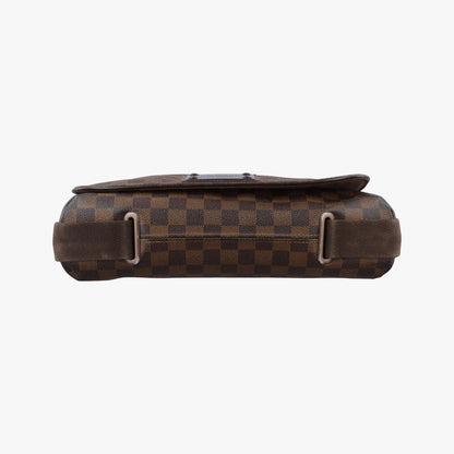 Louis Vuitton Brooklyn MM Ebene Damier Canvas Shoulder — view 3