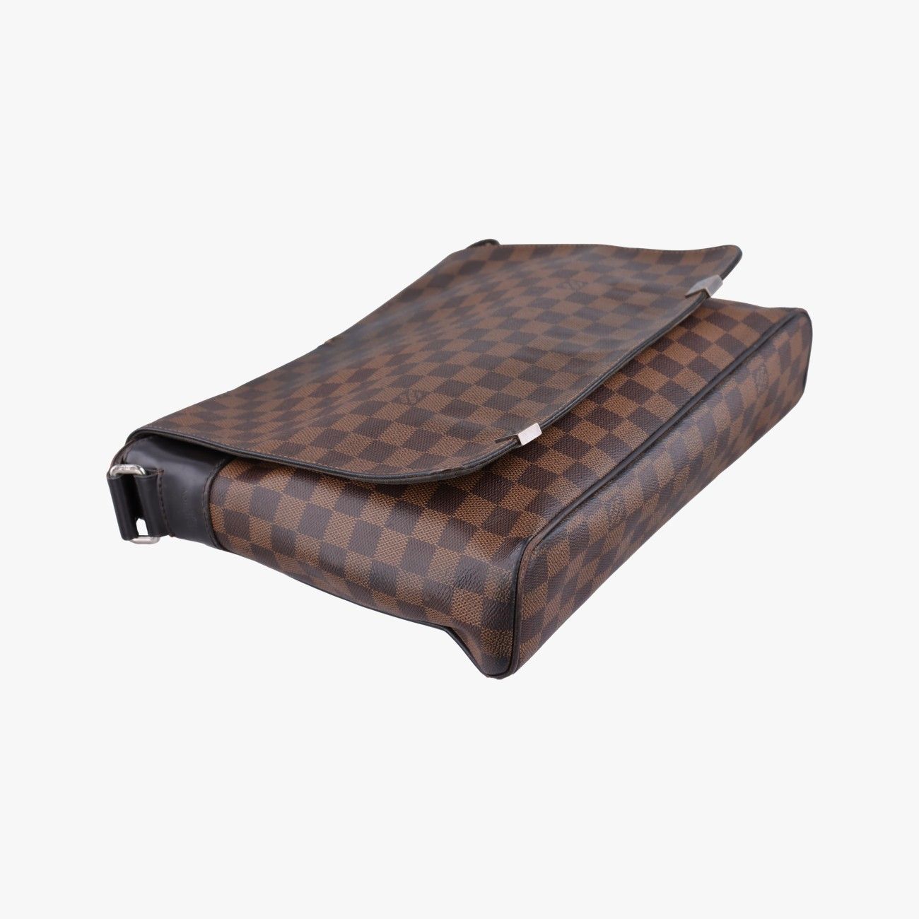 Louis Vuitton District MM Ebene Damier Canvas Shoulder — view 5