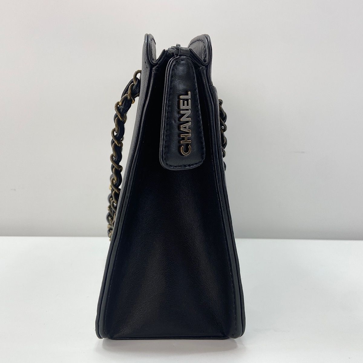 Chanel Handbag Black — view 5