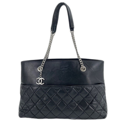Chanel Shoulder Bag Quilted — view 2