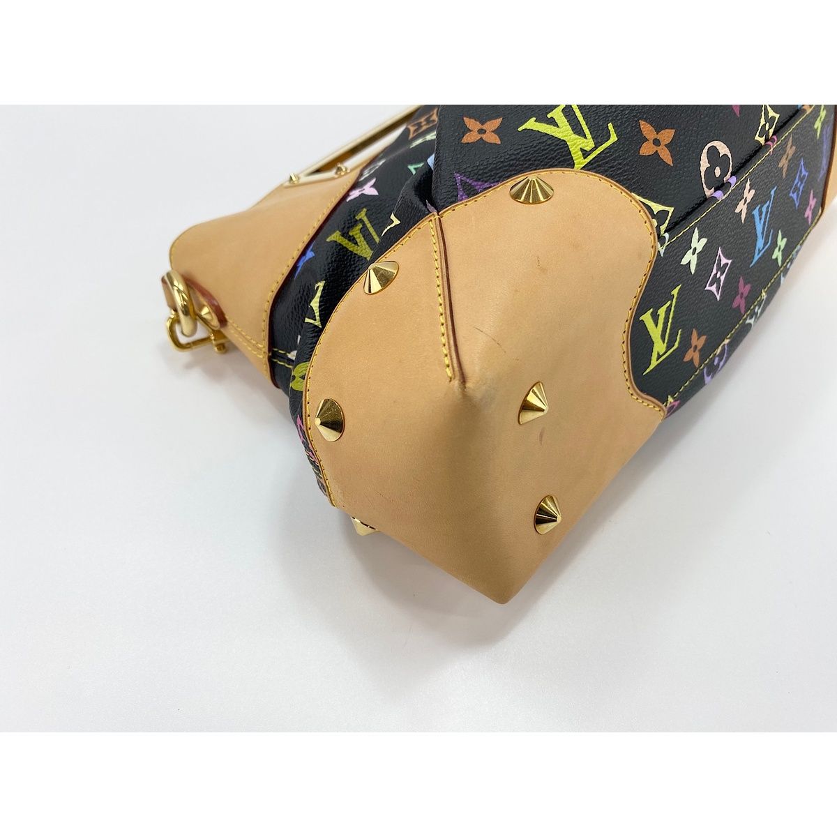 Louis Vuitton Handbag Judy MM — view 8