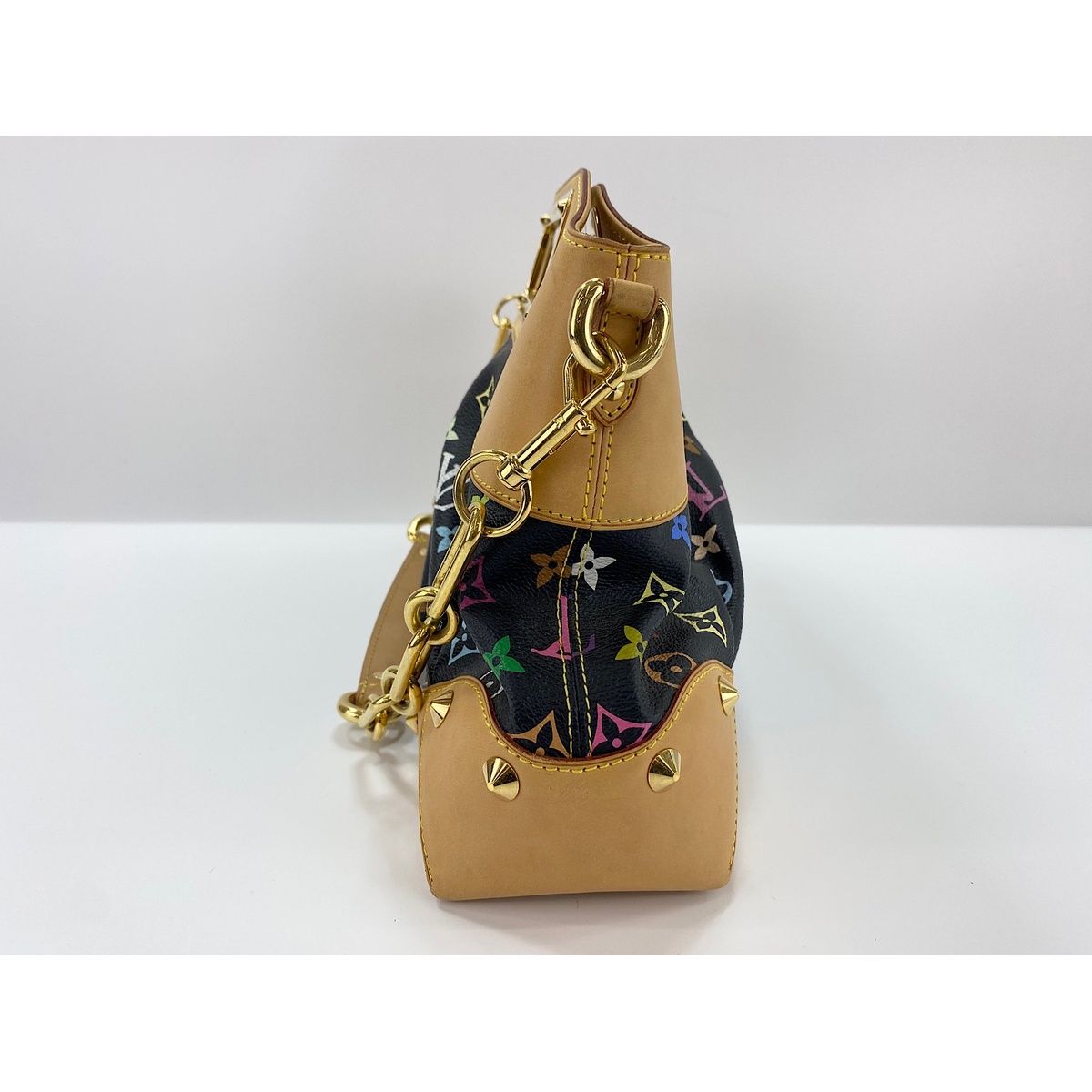 Louis Vuitton Handbag Judy MM — view 6