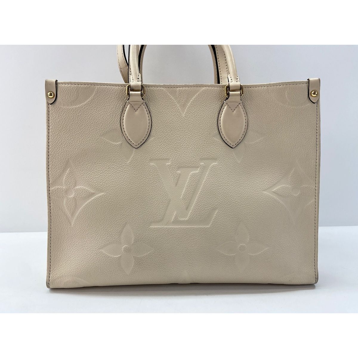 Louis Vuitton Tote On The Go MM — view 4