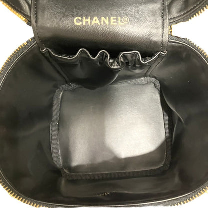 Chanel Vanity Handbag Enamel — view 6
