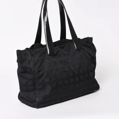 Chanel New Travel Line Tote Bag MM Black Nylon Jacquard CC Logo Gold — view 3