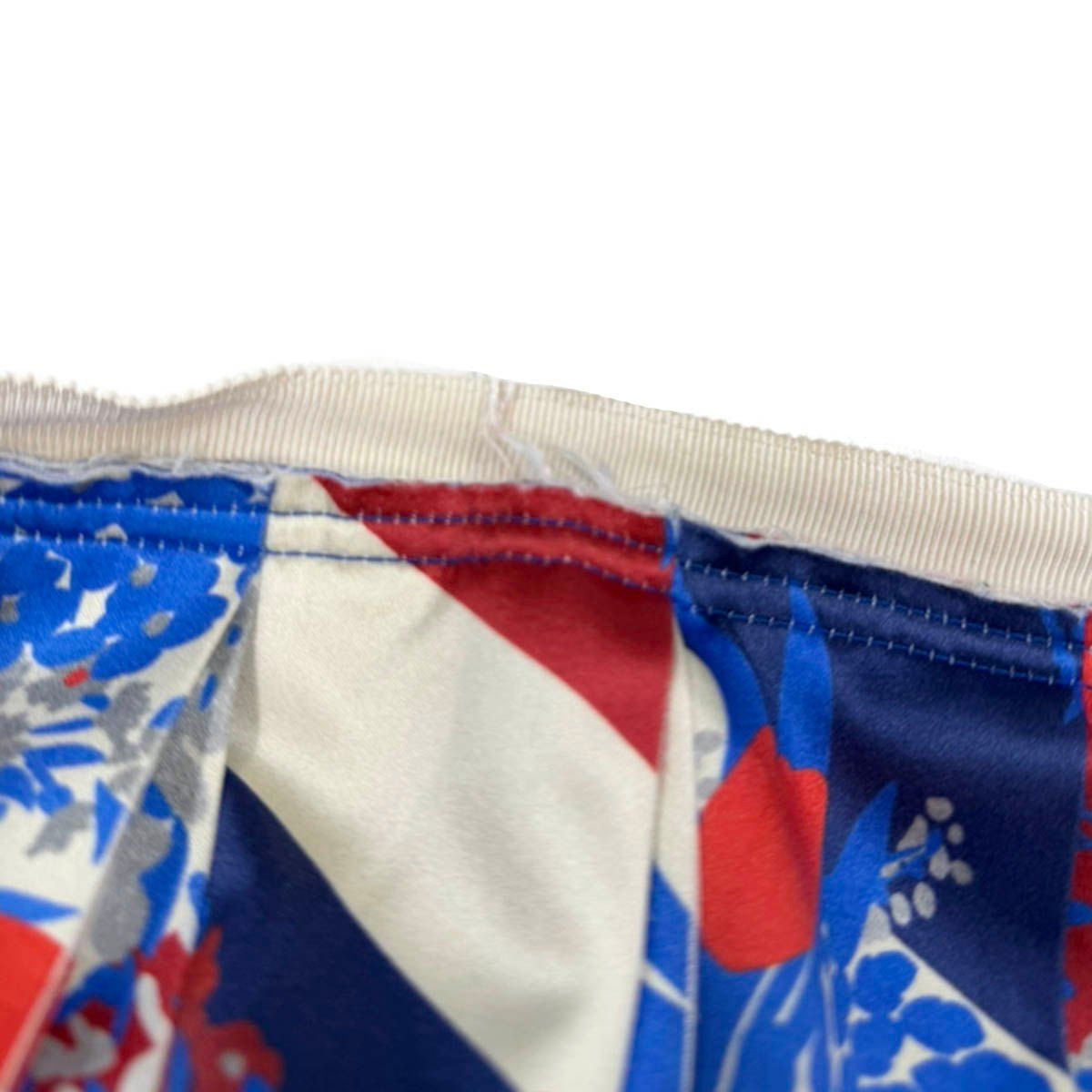Gucci Cruise Botanical Satin Pleated Skirt Mix 40 — view 8