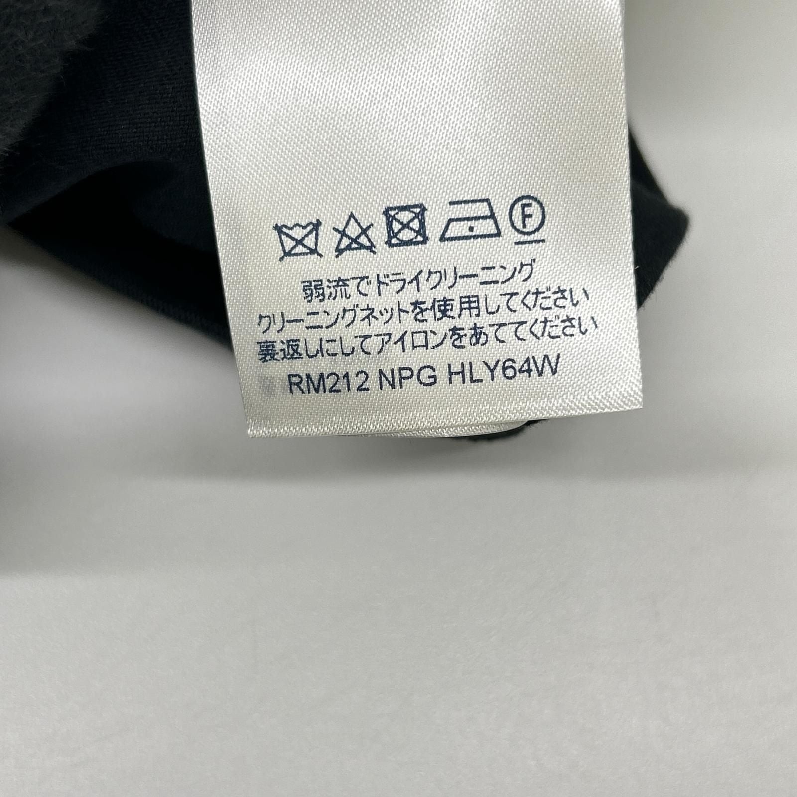 Louis Vuitton Black Embossed LV Logo T-Shirt XL — view 6