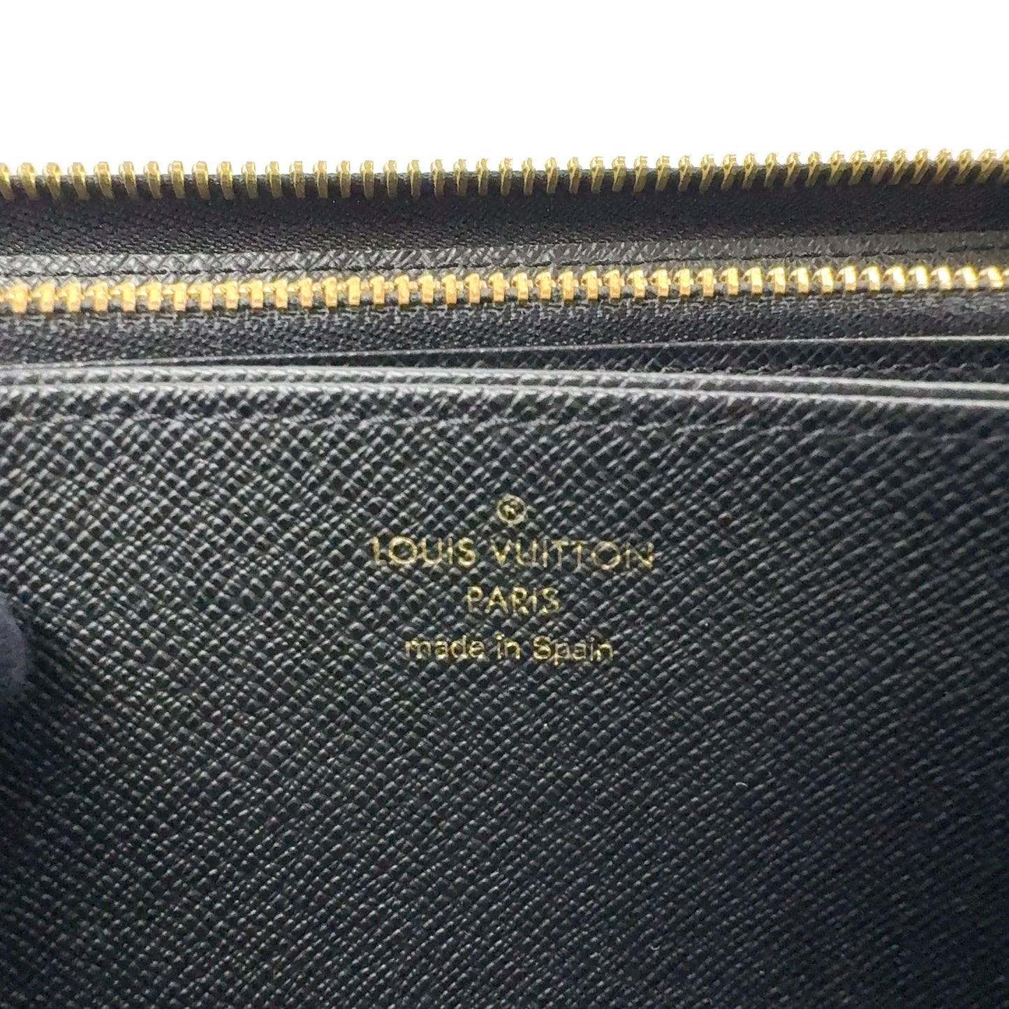 Louis Vuitton on Zippy Wallet Leather Black White Multicolor Gold — view 4